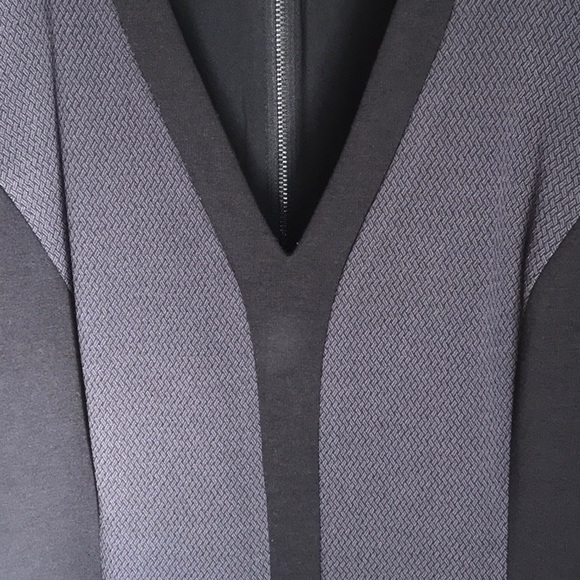 T Tahari Gorgeous Fitted Dress - Picture 3 of 12